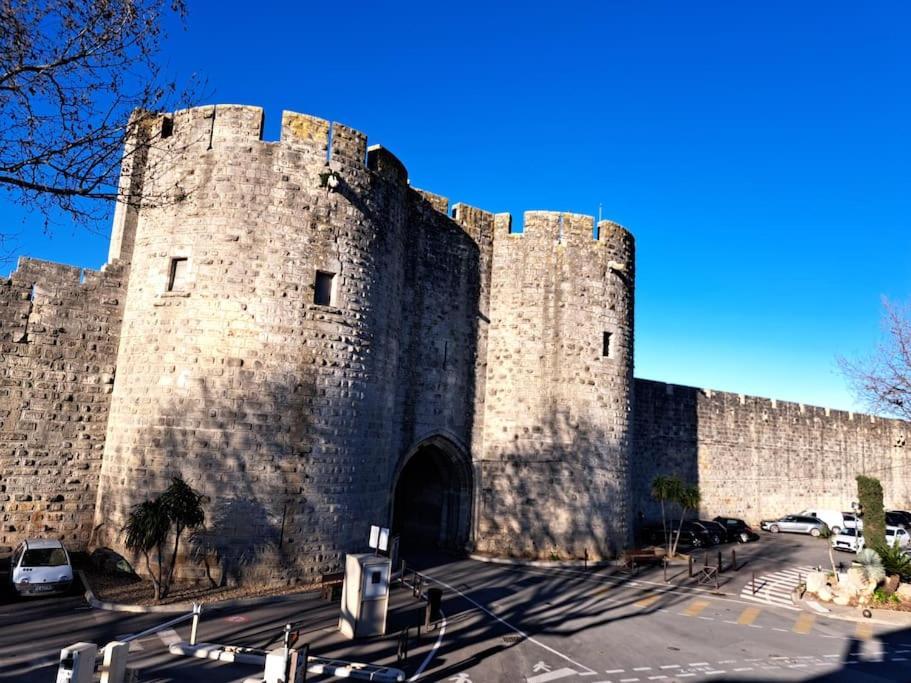 Lesehan Appartement Aigues Mortes Vue Remparts Exteriér fotografie